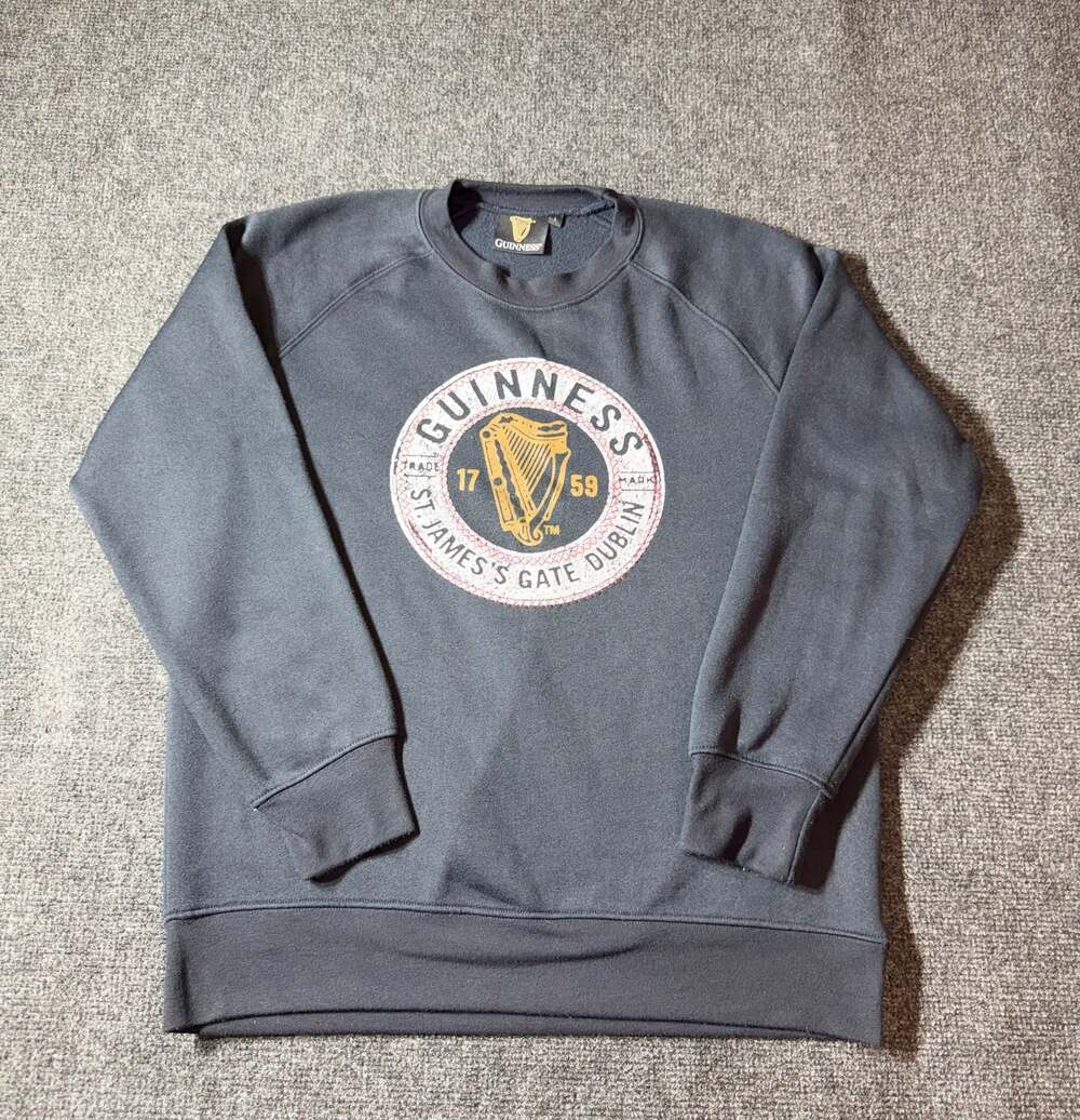 Guinness Black Graphic Pullover  Crewneck Sweatshirt size Large